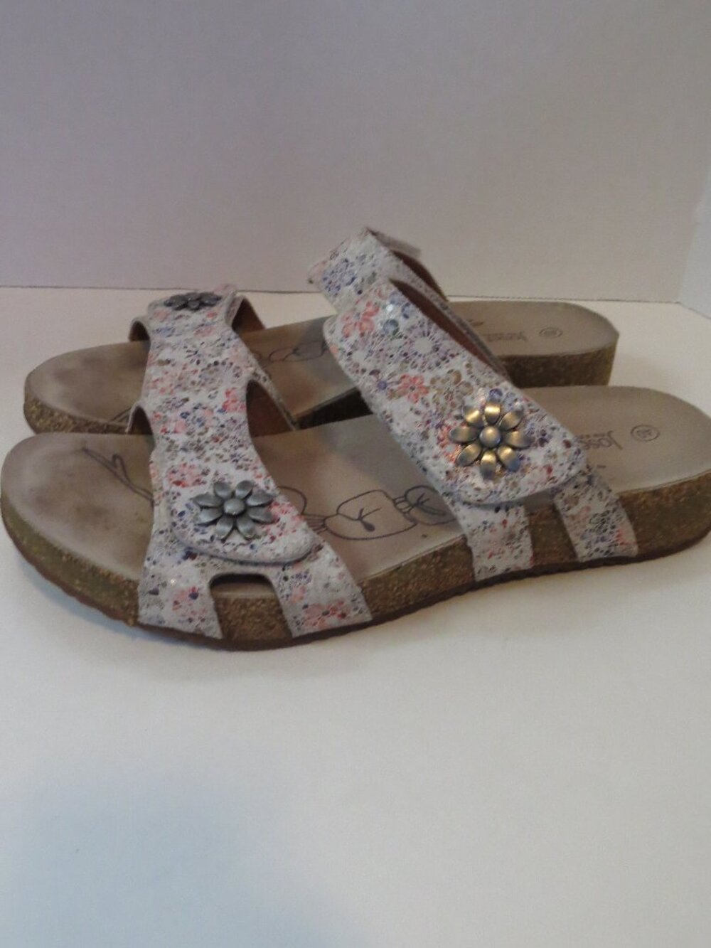 Josef Seibel Tonga 04 White Floral Two Strap Sandals Sz 40